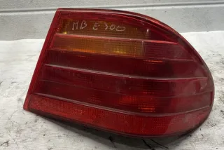 W210 A2108204464 Фонарь задний правый Mercedes E C207 Арт e12103259, вид 3