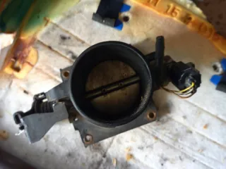 IS7U9E927CB 988F9B989 IS7U-9E927-CB Моновпрыск Mazda 5 1 Арт e12098583, вид 1