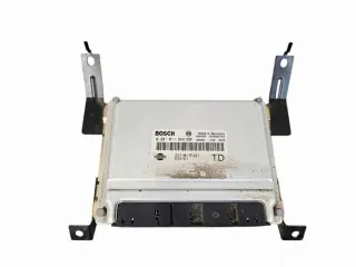 237107F481 Блок управления двигателем Nissan Terrano 2 Арт e12093081