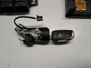 9677031180 Блок управления двигателем Citroen C4 2 Арт e12090382, вид 4