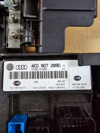 4E0907289D 4E0910289D Блок комфорта Audi A8 D3 (S8) Арт e12078137, вид 3
