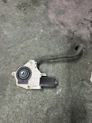 8K0959802A Моторчик стеклоподъемника Audi A4 B8 Арт e12073183, вид 3