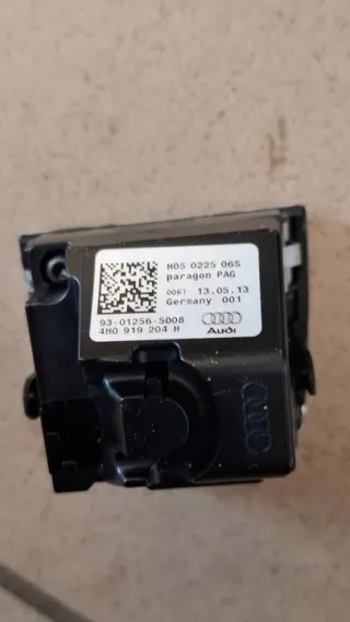 4H0919204H Щиток приборов (приборная панель) Audi A8 D4 (S8) Арт e12069965, вид 3