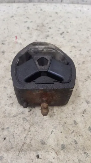8D0399151H Подушка крепления КПП Volkswagen Passat B5 Арт e12069789, вид 2