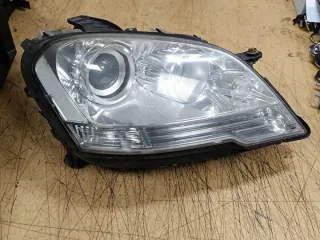 A1648202259 Фара правая Mercedes ML W164 Арт e12066302, вид 1
