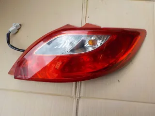 D65151150 Фонарь задний правый Mazda 2 DE Арт e12063464, вид 1