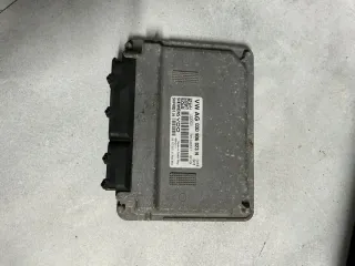 03D906023N Блок управления двигателем Skoda Fabia 2 Арт e12060937, вид 1