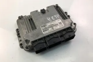 8V2112A650XB Блок управления двигателем Ford Fiesta 5 Арт e12059248, вид 1
