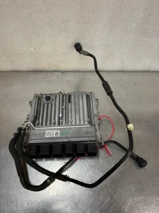 8692962 0261S18710 030571688 Блок управления двигателем BMW 5 G30/G31 Арт e12058264, вид 1