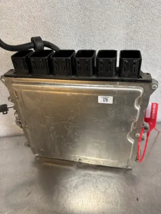 8692962 0261S18710 030571688 Блок управления двигателем BMW 5 G30/G31 Арт e12058263, вид 3
