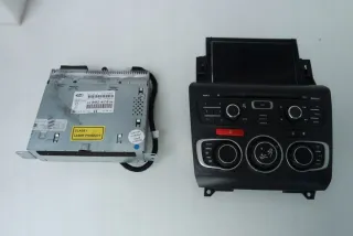 9806710980 Блок навигации Citroen C4 2 Арт e12056160, вид 1