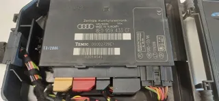 8E0959433CF 8E0959433CF- Блок комфорта Audi A4 B7 Арт e12053220, вид 2