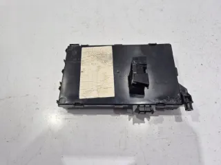 8200387289 UCH-N2 P8200387289 28112548-7B Блок предохранителей Renault Clio 2 Арт e12036429, вид 3