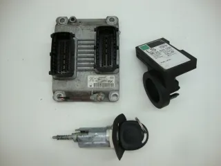 24443796 0261207423 24445098 Блок управления двигателем Opel Corsa C Арт e12030106, вид 1