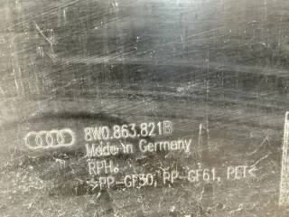 8W0863821B Декоративная крышка двигателя Audi A4 B9 Арт e12024095, вид 3