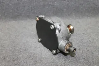 7519457 11667519457 Насос вакуумный BMW 1 E81/E82/E87/E88 Арт e12019171, вид 4