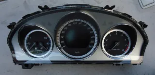A2049005800 Щиток приборов (приборная панель) Mercedes C W204 Арт e12000833, вид 1