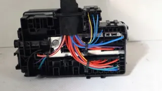 31676133 33357697 Блок предохранителей Volvo V60 1 Арт e11998258, вид 6