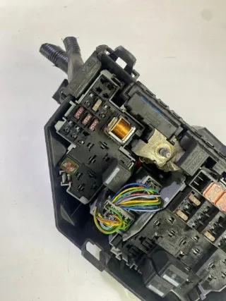 6g9t-14a076-ca Блок предохранителей Volvo S60 2 Арт e11998057, вид 4