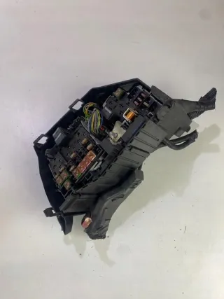 6g9t-14a076-ca Блок предохранителей Volvo S60 2 Арт e11998057, вид 8