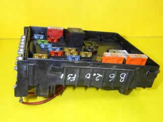 3C0937125 Блок предохранителей Volkswagen Passat B6 Арт e11997843, вид 4
