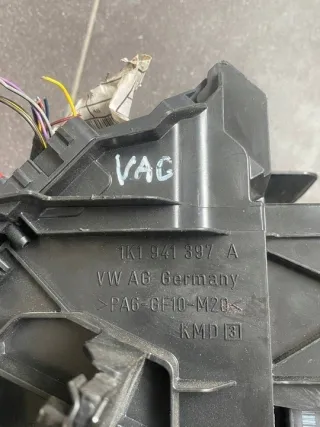 1K1941397A Блок предохранителей Volkswagen Golf 5 Арт e11997679, вид 3