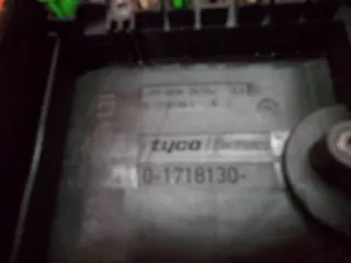 1K0937125A Блок предохранителей Volkswagen Golf 5 Арт e11997664, вид 3