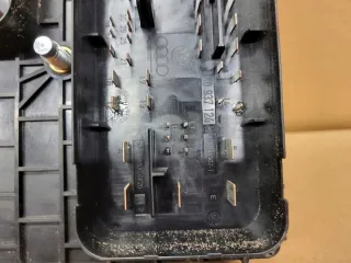 1K09371 1K0937124H Блок предохранителей Skoda Octavia A5 Арт e11997097, вид 7