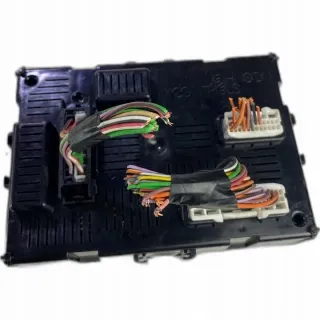 8200652286b 8200652286 Блок предохранителей Renault Clio 3 Арт e11996600, вид 1