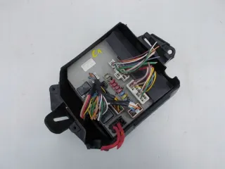 674658A Блок предохранителей Renault Clio 3 Арт e11996599, вид 1