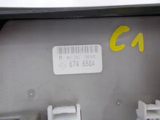 674658A Блок предохранителей Renault Clio 3 Арт e11996599, вид 2