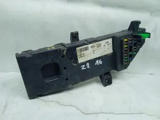13168781 13181983 1-1-18 Блок предохранителей Opel Vectra C  Арт e11996028, вид 2