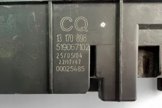 13170898 Блок предохранителей Opel Vectra C  Арт e11995992, вид 3
