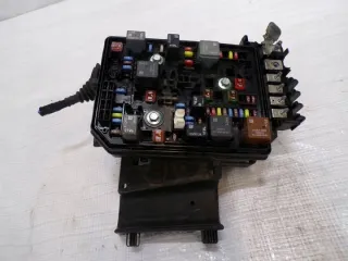 39040854 Блок предохранителей Opel Astra K Арт e11995666, вид 1