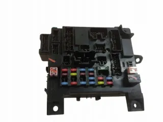 8637A646 L8637-002A 2010- Блок предохранителей Mitsubishi ASX Арт e11995115