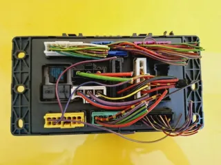 6906600-03 Блок предохранителей MINI Cooper R50 Арт e11995079, вид 3