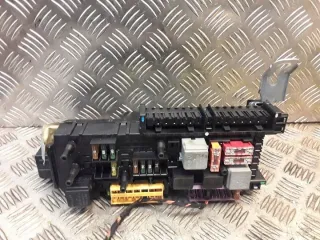 2125452832 Блок предохранителей Mercedes E C207 Арт e11994261, вид 1