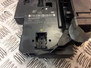 2125452832 Блок предохранителей Mercedes E C207 Арт e11994261, вид 2