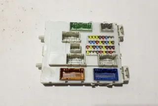 F1FT14A073EF Блок предохранителей Ford Kuga 2 Арт e11991671, вид 2