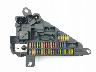 6906618 Блок предохранителей BMW 5 E60/E61 Арт e11990595, вид 1