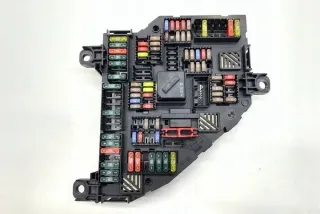 9264923 Блок предохранителей BMW 5 F10/F11/GT F07 Арт e11990520, вид 3