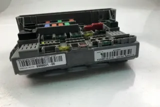 6906621 Блок предохранителей BMW 3 E90/E91/E92/E93 Арт e11990267, вид 2