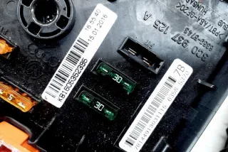 3C0937125A Блок предохранителей Audi Q3 2 Арт e11989867, вид 6