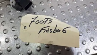 8V21-12B579-AA Расходомер воздуха Ford Fiesta 5 Арт e11984510, вид 4