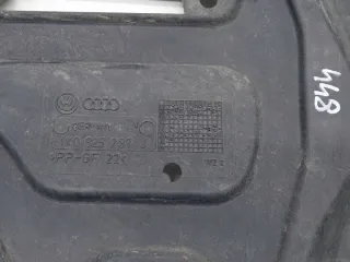 1K0825237J KM17523712144 Декоративная крышка двигателя Volkswagen Golf 6 Арт e11976820, вид 7