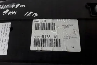BR01, CR01 8200715178 Щиток приборов (приборная панель) Renault Clio 3 Арт e11942951, вид 1