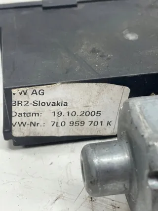 7L0959701K Моторчик стеклоподъемника Volkswagen Touareg 1 Арт e11912401, вид 3