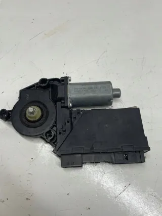 7L0959701K Моторчик стеклоподъемника Volkswagen Touareg 1 Арт e11912401, вид 6