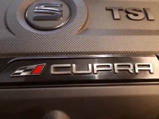 06K103925 Декоративная крышка двигателя Seat Ibiza 4 Арт e11897378, вид 2