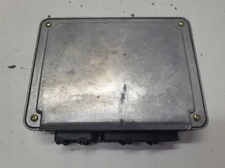 038906018FE Блок управления двигателем Volkswagen Passat B5 Арт e11894309, вид 3